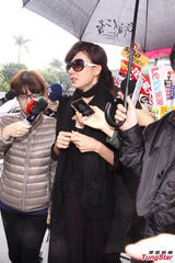 高清组图：林志玲贾永婕痛悼已故好友黄淑琦