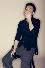 组图：朱雨辰全新写真 展轻熟男独特男人味