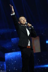 组图：《演说家》乐嘉黑脸 林志颖曝三岁口吃