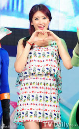 组图：韩团NineMuses亮相首尔动漫展展靓丽美貌