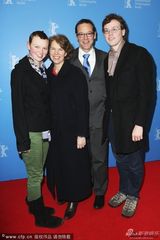 组图：电影《你比想象做得更多》柏林记者会