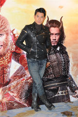 组图：《大闹天宫》庆功 周润发为甄子丹平反