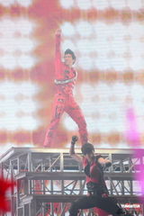 组图：王力宏深圳开唱劲歌热舞秀才艺