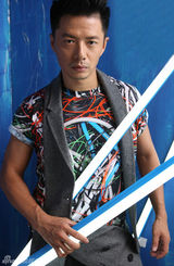 组图：段奕宏写真冷峻气质  酷帅展现男人味