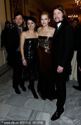 幻灯图：群星柏林出席电影活动 女星盛装亮相抢镜