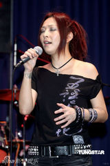 幻灯图：林晓培发专辑劲装亮相 劲歌热舞激情四射