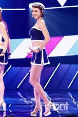 组图：SISTAR《MCD》夺冠 姜艺彬热辣舞蹈秀