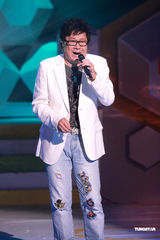 高清组图：古巨基连赶两场 金曲录罢发新碟