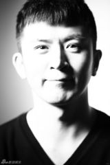 组图：郭家铭黑白写真蜕变成熟硬汉