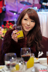 组图：Makiyo筹备新专辑波涛汹涌性感回归