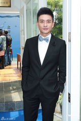 组图：AngelaBaby否认作婚检 新片搭档柯震东