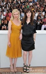 高清：《忧郁症》发布会 “蜘蛛女”邓斯特娇艳迷人