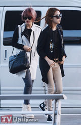 组图：4minute小分队2YOON赴泰时尚亮相机场