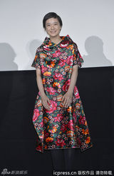 组图：《吸血鬼》东京首映 岩井俊二苍井优亮相