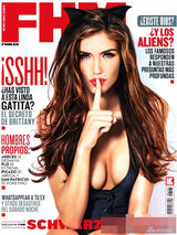 组图：超模碧妮化身性感小野猫 爆乳装翘臀勾人