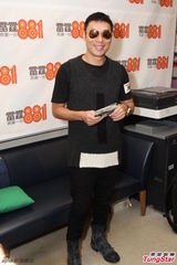 组图：许志安求婚要有惊喜 郑秀文独爱肌肉安仔