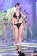 高清组图：亚姐竞赛泳装透视装比拼 堪比洗剪吹