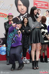 组图：《My盛Lady》造势 黄子华徐子珊亲密亮相