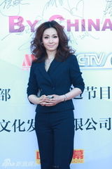 幻灯：第10届百合奖红毯星光熠熠 汤唯成最大亮点