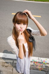 高清图：《大运之星》十二强户外写真集曝光