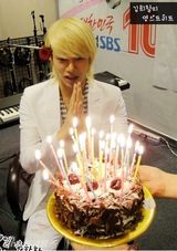 组图：SJ希澈出道8周年策划 与金希澈的2922天