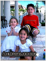 组图：MJ爱女帕丽斯初长成 朋克自拍照时尚青春