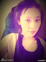 组图：央视实习女主播王音棋生活照曝光