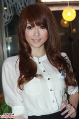 组图：连诗雅情史颇多伤心事 关楚耀赞其哭戏投入