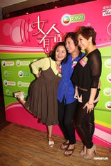 组图：《女人有话儿》探班 吴绮莉赞郑欣宜懂事