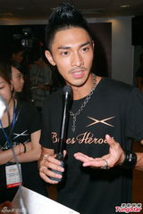 组图：关楚耀个唱邀张学友坐阵 遗撼谭咏麟未到