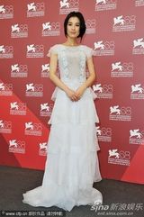 组图：《白蛇》记者会 主演李连杰黄圣依阿Sa(蔡卓妍)聚首