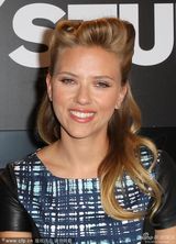 组图：斯嘉丽查斯坦同台争艳 库妮丝显憔悴