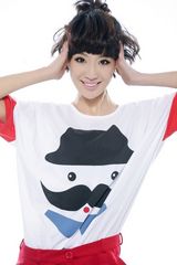 组图：马晓灿清新少女写真娇俏动人