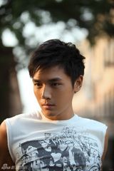 幻灯图：霍政谚机车写真 阳光帅气运动型男