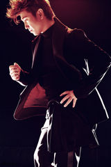 高清组图：沙宝亮最新宣传照展示异度音乐空间 