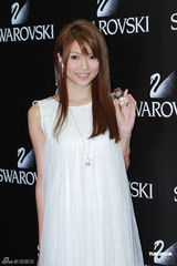 高清组图：谢婷婷等出席时尚派对 已经很久没见侄子