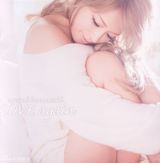 组图：滨崎步白纱唯美写真 衣带渐宽性感露香肩