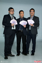 组图：赵树海挑大梁舞台剧 夸儿子赵又廷有出息