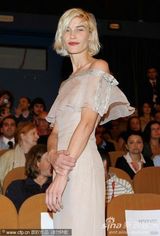 高清图：《写在水中的承诺》首映 评委主席昆汀捧场