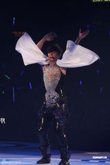 高清组图：罗志祥香港热辣开唱 容祖儿助阵献声