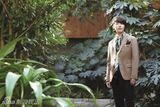 组图：韩星尹相铉全新服装写真 春意盎然温暖阳光