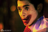 幻灯图：郭富城《全城戒备》飞刀小丑造型曝光