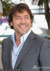 幻灯：哈维尔-巴登宣传《美错》 有望角逐金棕榈