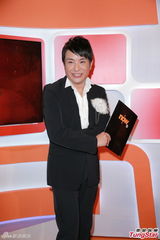 组图：林文龙称不发牌没解释难服众 欲参与游行