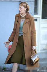 组图：绯闻女孩布莱克拍新片 驼色大衣掀怀旧风