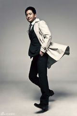 高清图：郭晓冬登《GQ》杂志 散发成熟男人魅力