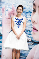 高清图：孙艺珍金南佶等俊男美女宣传《鲨鱼》