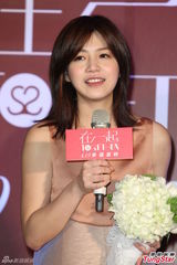 组图：陈妍希难忘前男友 大赞新片搭档甄子丹