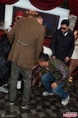 组图：陈奕迅加盟《金鸡》 吴君如秀事业线