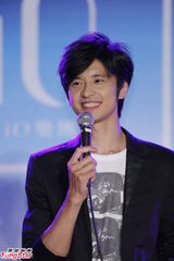 组图：IO团员新专辑发布会回忆心酸往事